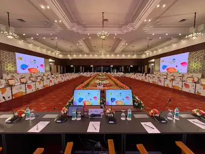 Sewa proyektor dan infocus berkualitas tinggi di Jakarta